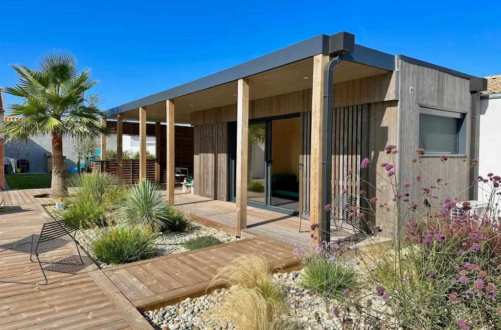 Quelle surface peut-on construire sans permis de construire en France ?